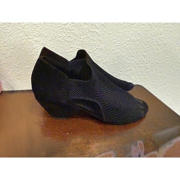 Eileen Fisher Sz 9 Black Wink Knit Open Toe Pump Heels Stretch Mesh & Suede - Picture 4 of 5